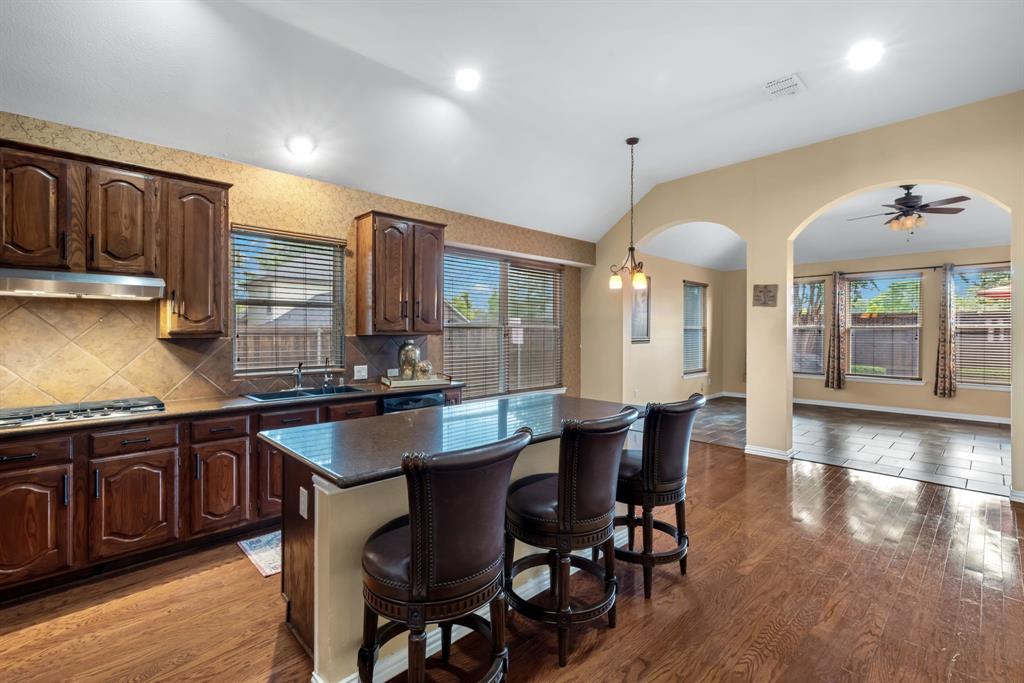 2600 Oakland Hills Drive Property Photo 5
