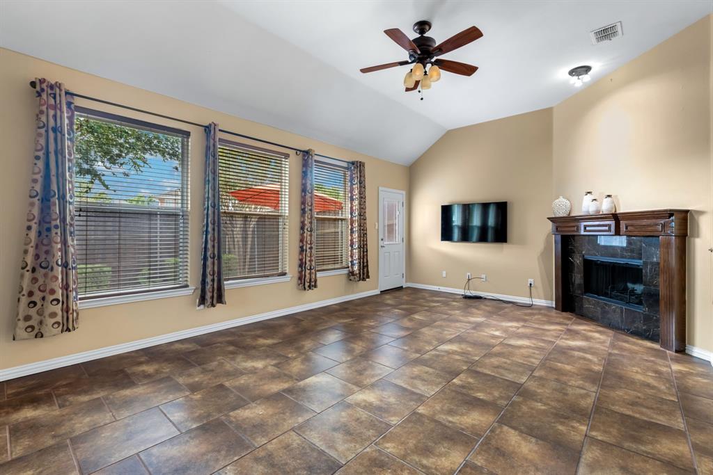 2600 Oakland Hills Drive Property Photo 8