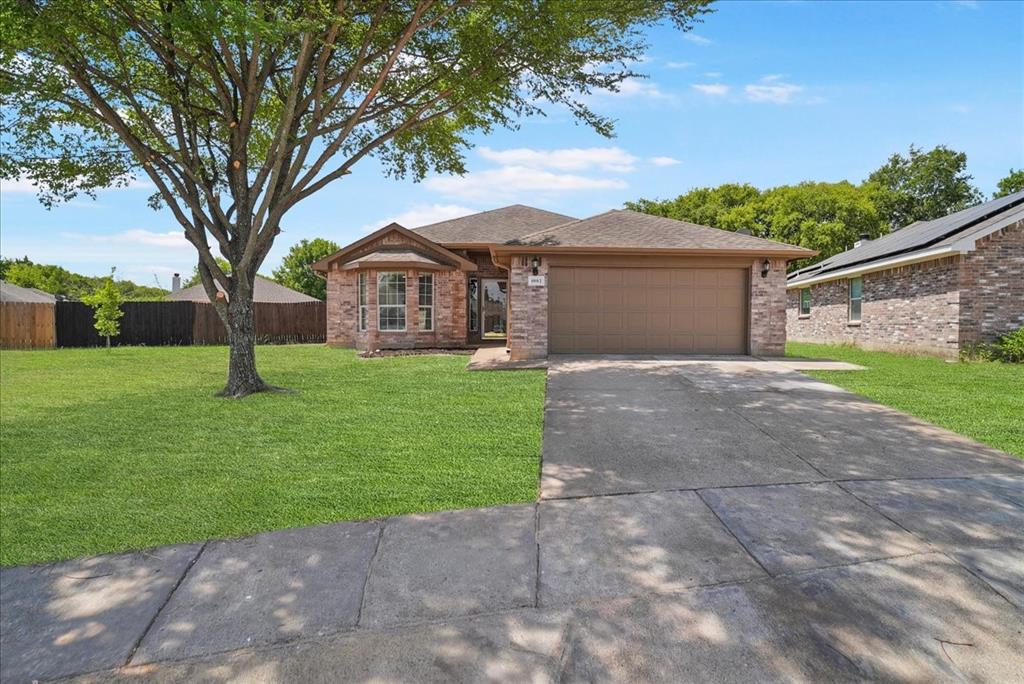 1002 James Donald Lane Property Photo 2