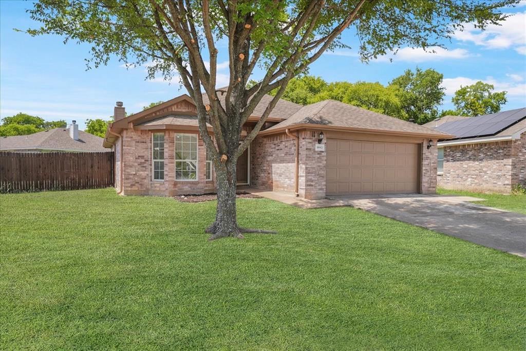 1002 James Donald Lane Property Photo 5