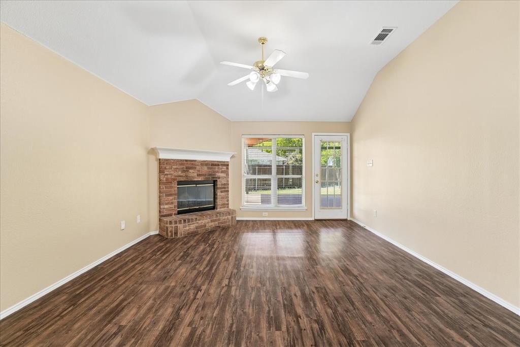 1002 James Donald Lane Property Photo 10