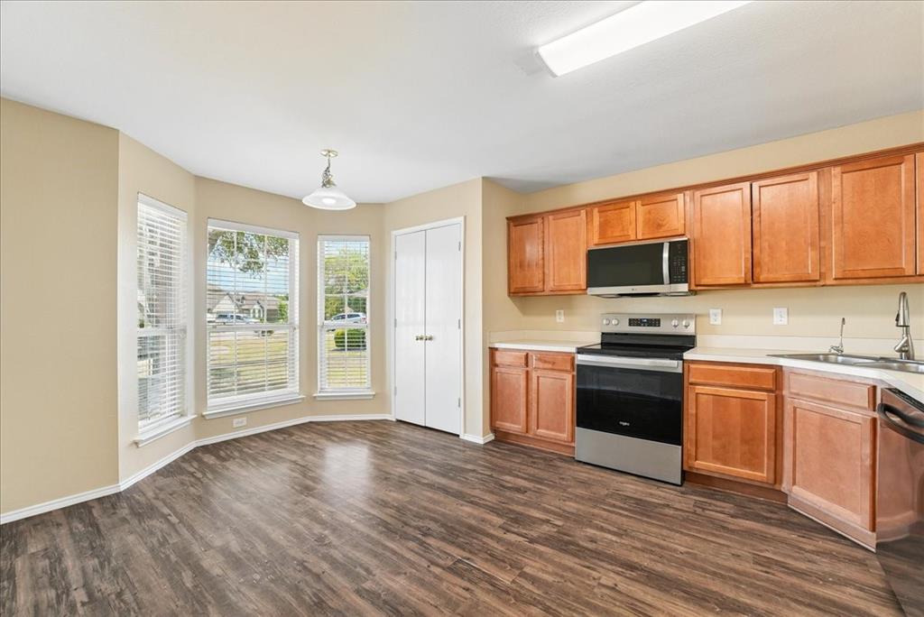 1002 James Donald Lane Property Photo 14