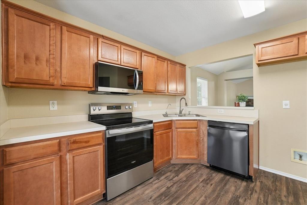 1002 James Donald Lane Property Photo 16