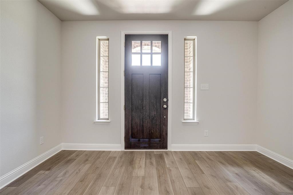 6912 Houndstooth Place Property Photo 7