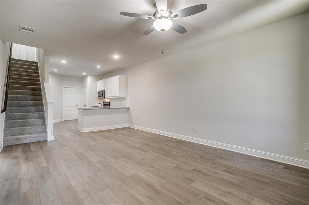 6912 Houndstooth Place Property Photo 8