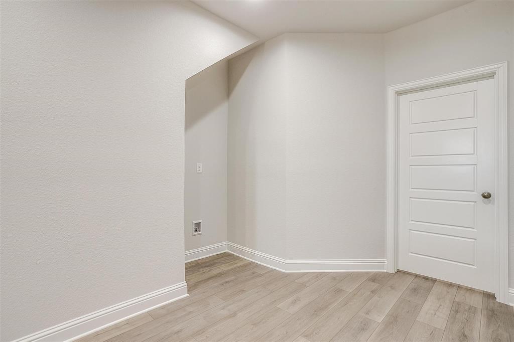 6912 Houndstooth Place Property Photo 11