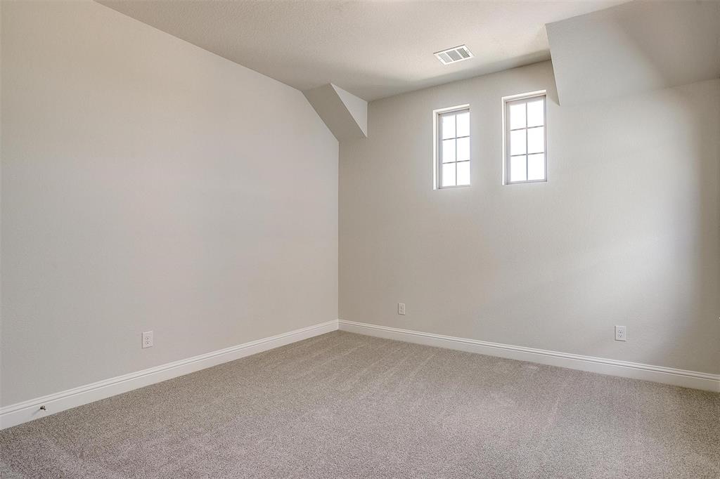 6912 Houndstooth Place Property Photo 28