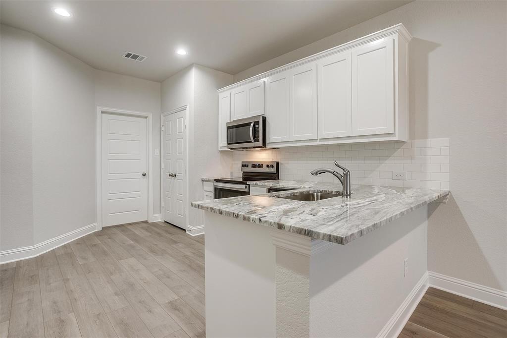 6912 Houndstooth Place Property Photo 40