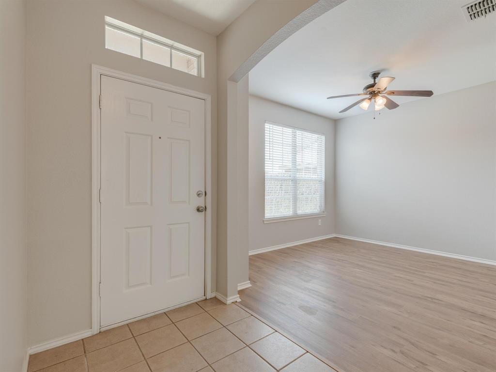 4629 Indian Rock Drive Property Photo 4