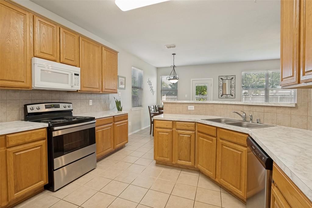 4629 Indian Rock Drive Property Photo 7