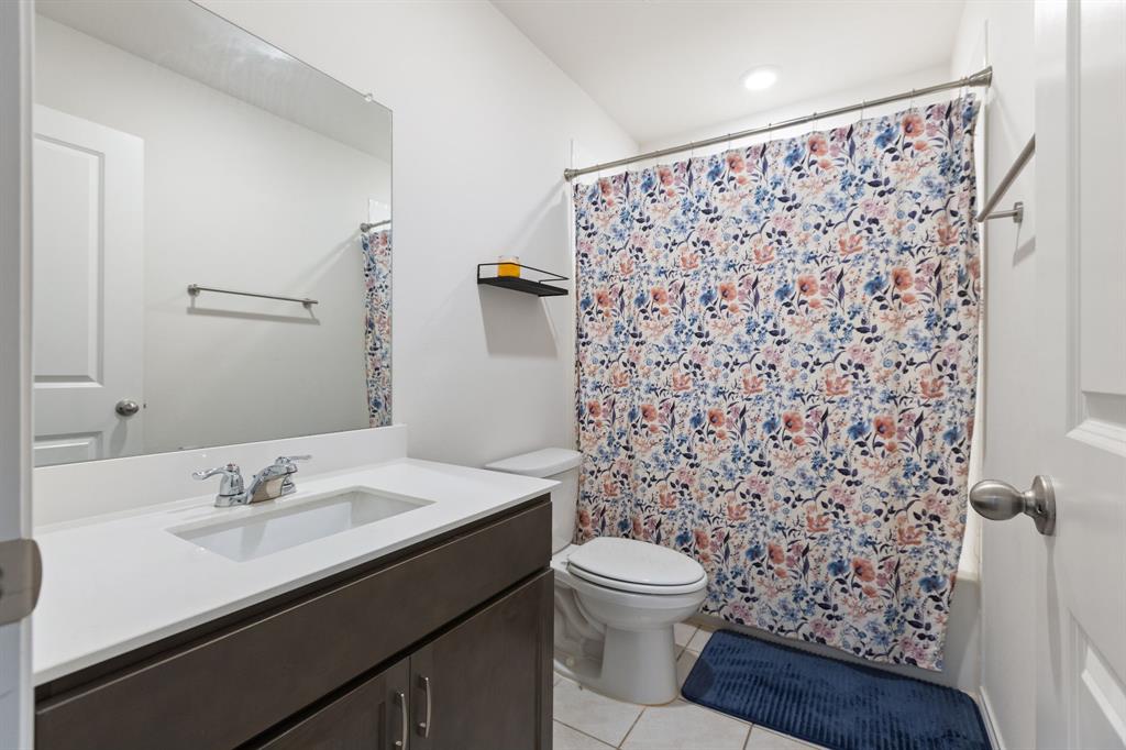 1012 Euston Street Property Photo 24