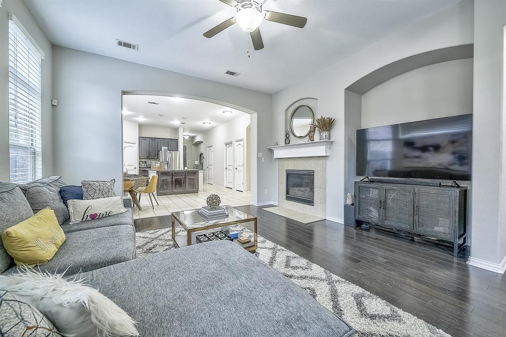 3904 Deer Lake Drive Property Photo 4