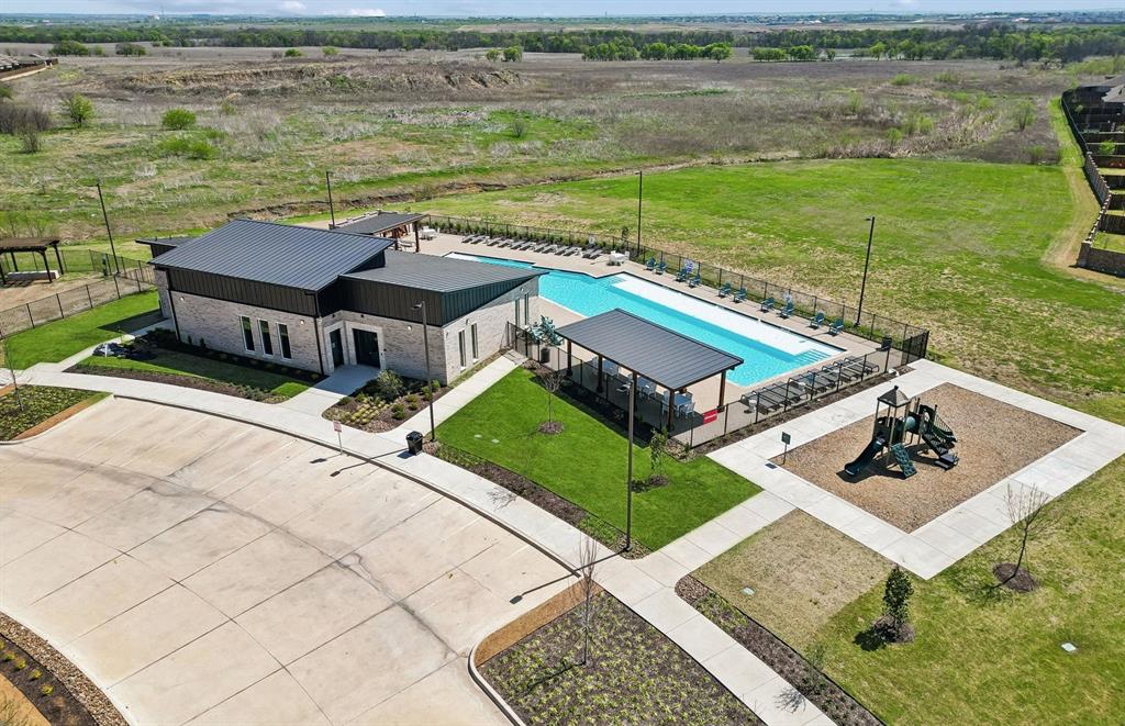 7802 Bent Gale Road Property Photo 10