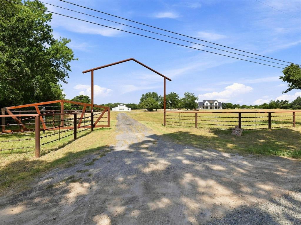 639 Eisenhower Road Property Photo 35