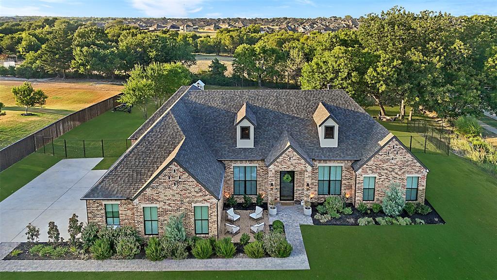 631 San Saba Property Photo 1