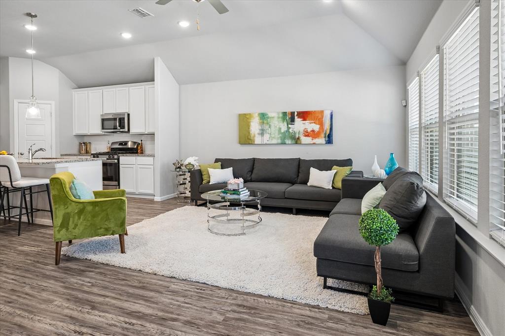 3304 Macaw Road Property Photo 3