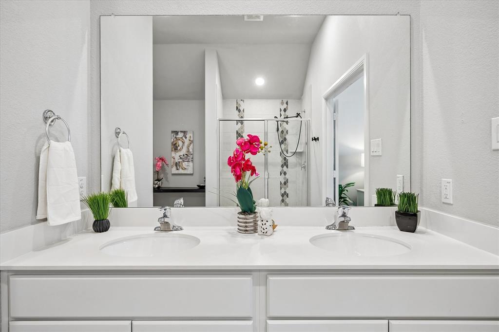 3304 Macaw Road Property Photo 13