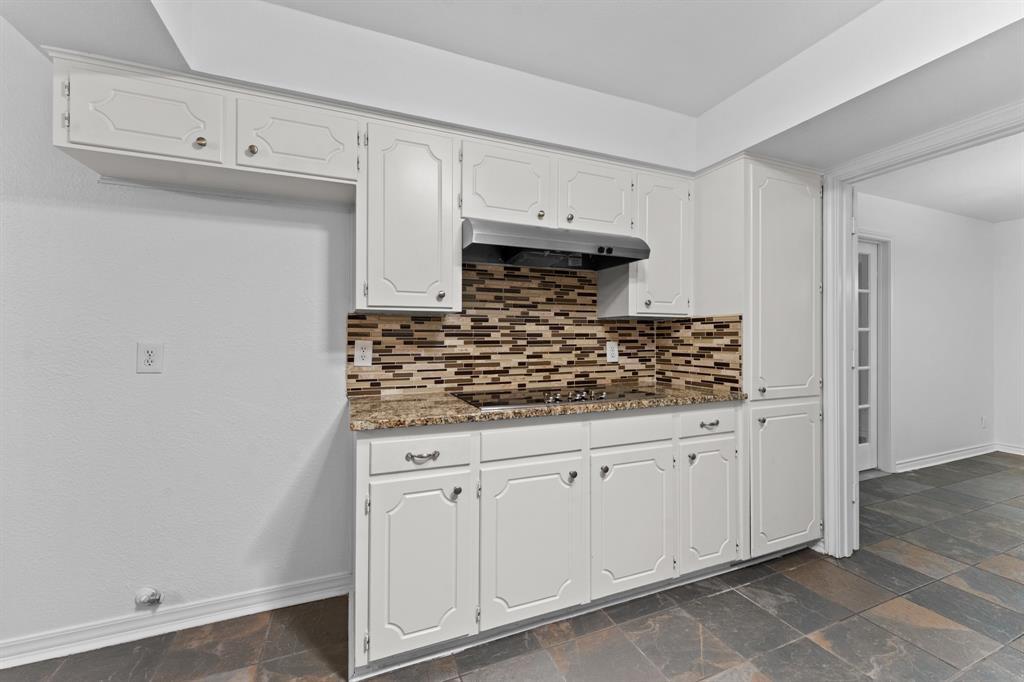 1807 Holm Oak Street Property Photo 13