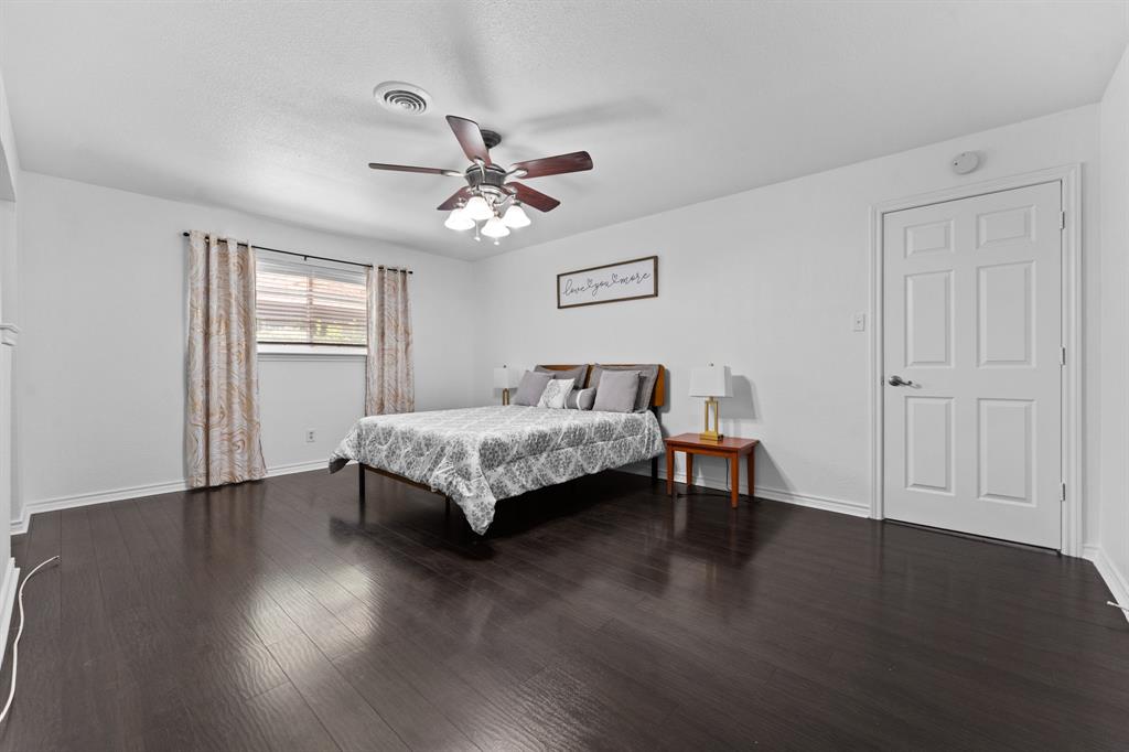 1807 Holm Oak Street Property Photo 21