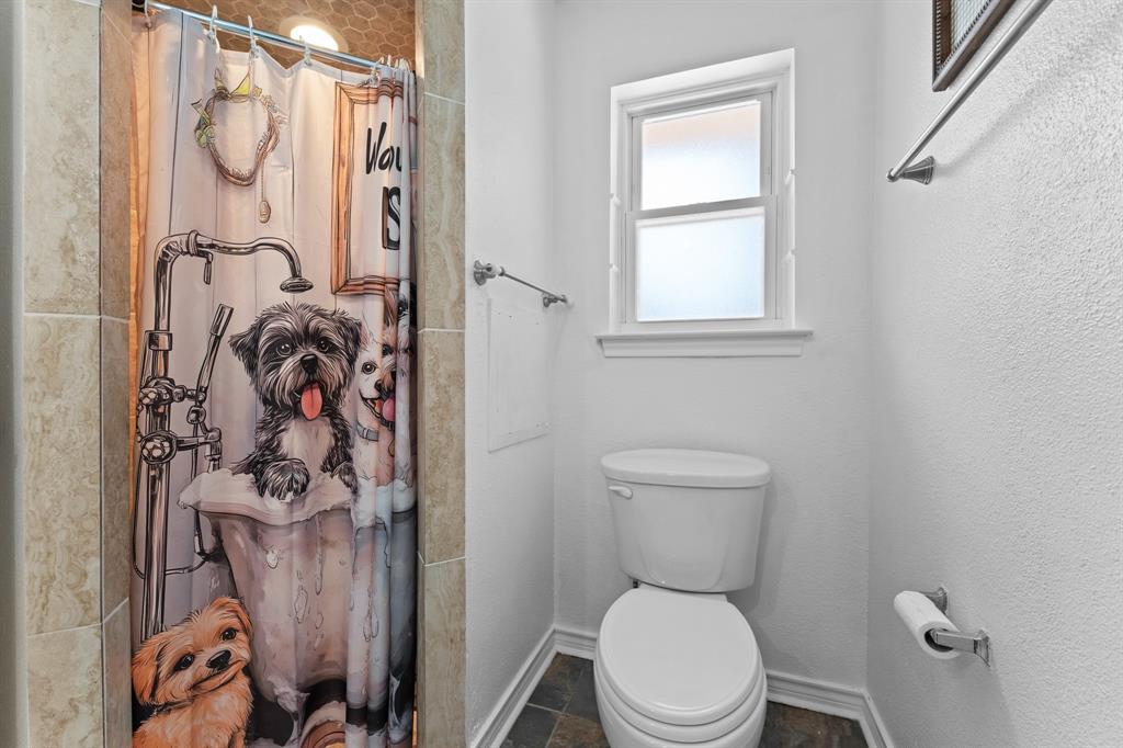 1807 Holm Oak Street Property Photo 24
