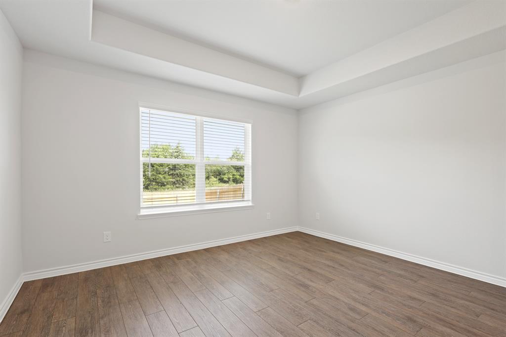 1600 Romans Road Property Photo 7