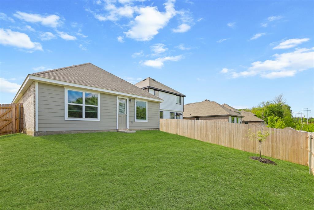 1600 Romans Road Property Photo 16