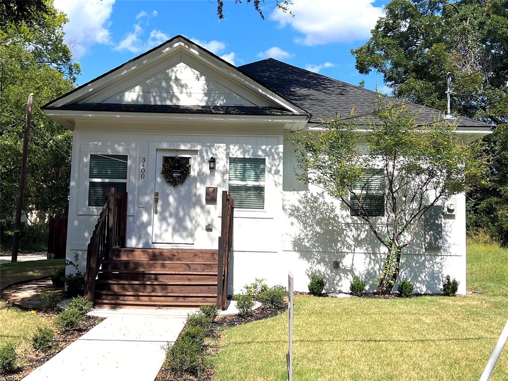 3400 Spence Street Property Photo 4