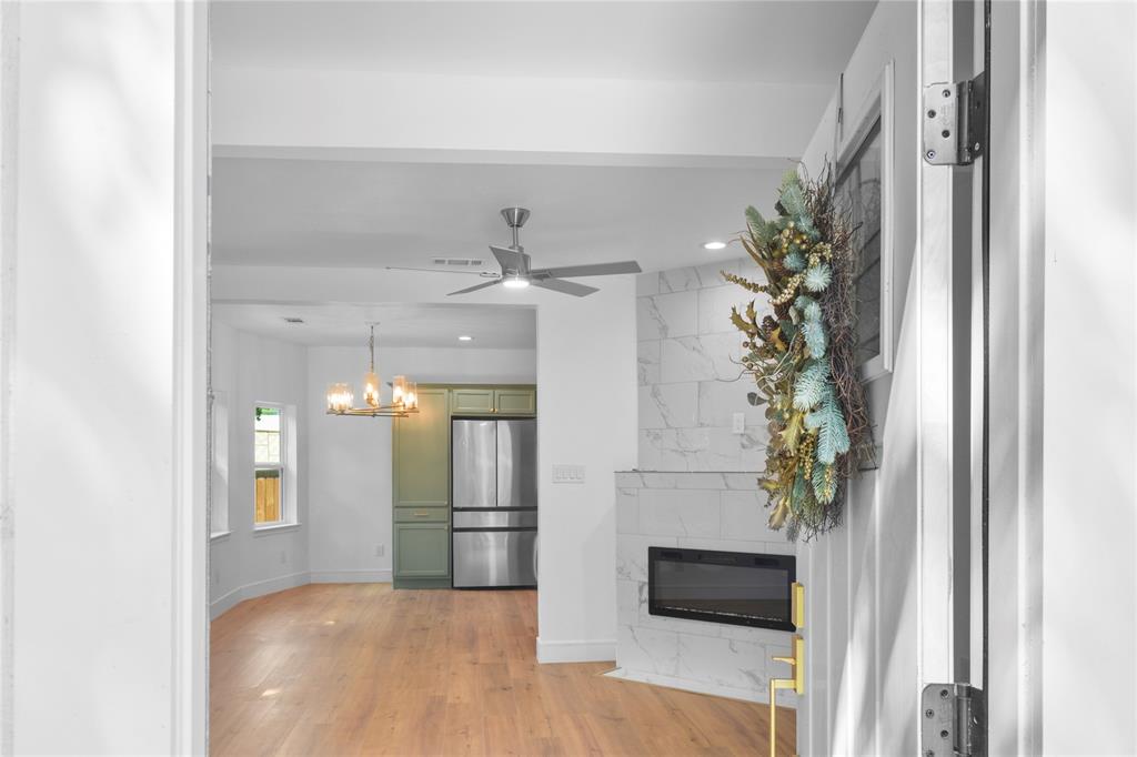 3400 Spence Street Property Photo 5