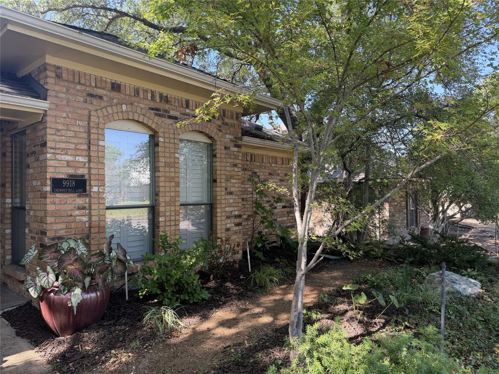 9918 Chimney Hill Lane Property Photo 33