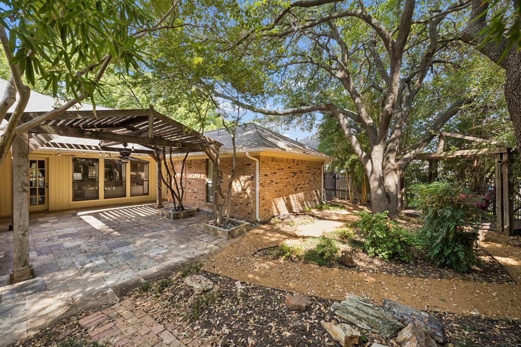 9918 Chimney Hill Lane Property Photo 34
