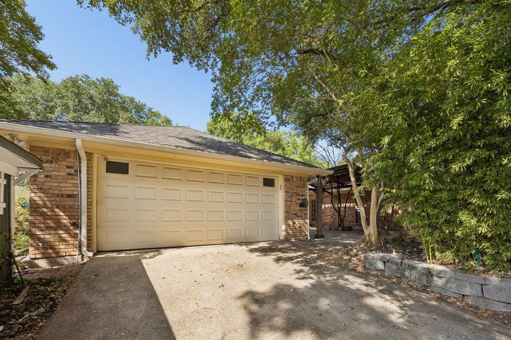 9918 Chimney Hill Lane Property Photo 38