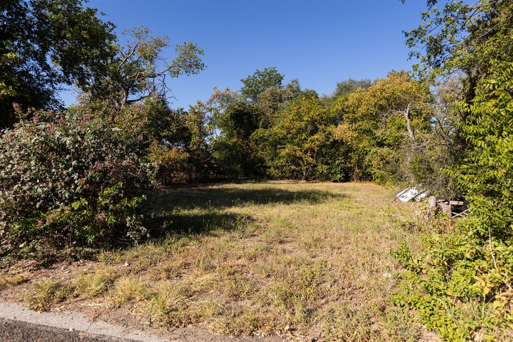 604 Johnson Street Property Photo 4