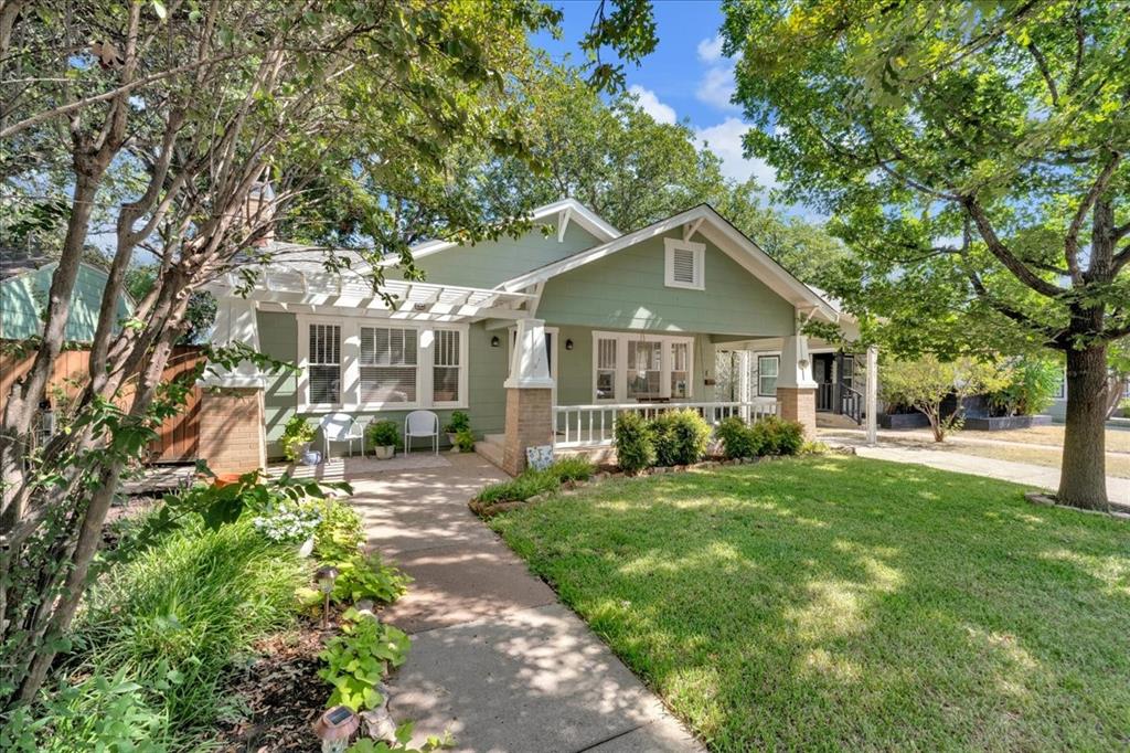 4532 Pershing Avenue Property Photo 3