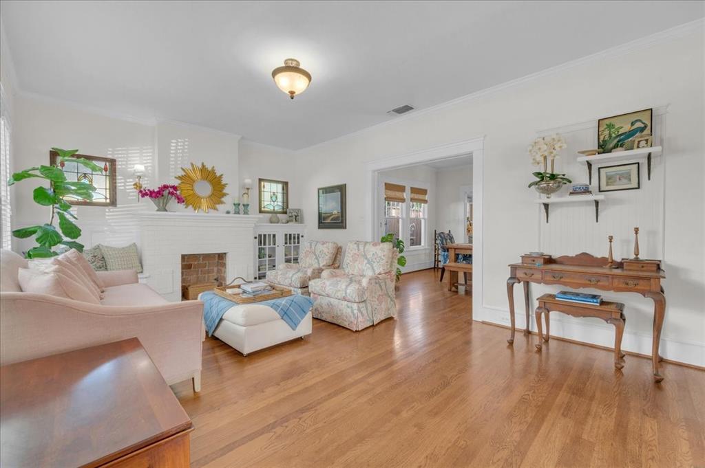 4532 Pershing Avenue Property Photo 8
