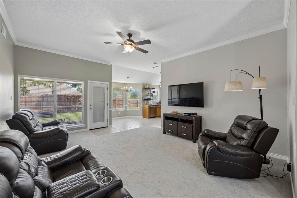 340 Austin Street Property Photo 4
