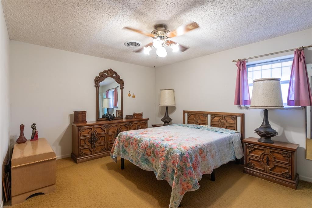 112 Cherry Property Photo 7