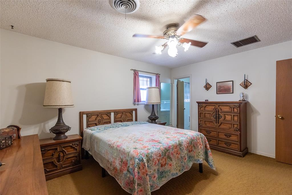 112 Cherry Property Photo 8