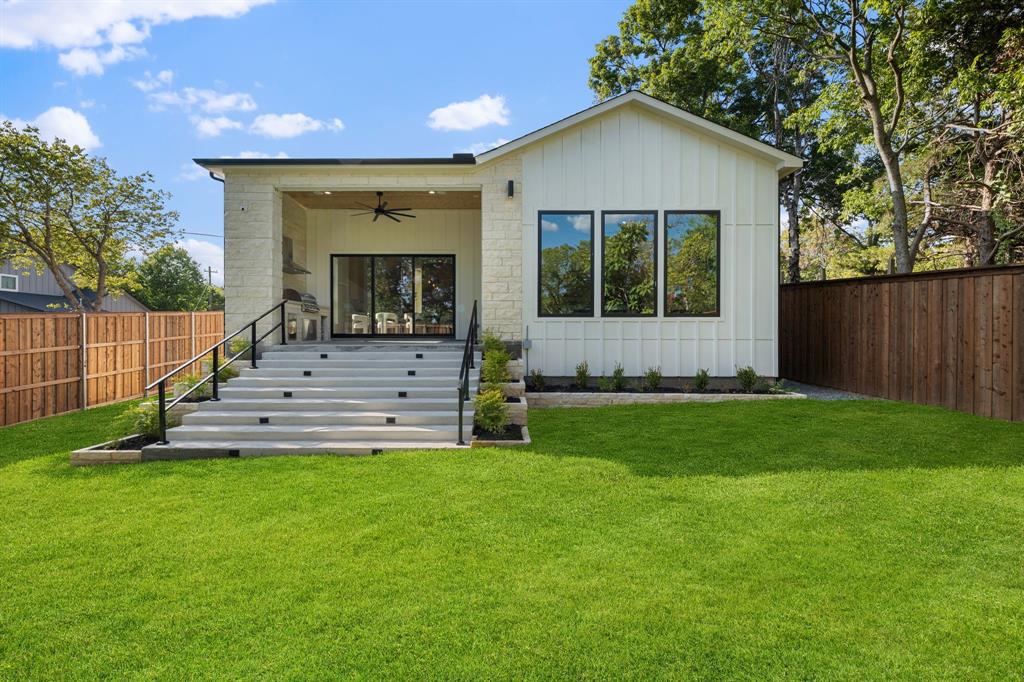 8902 San Leandro Drive Property Photo 37