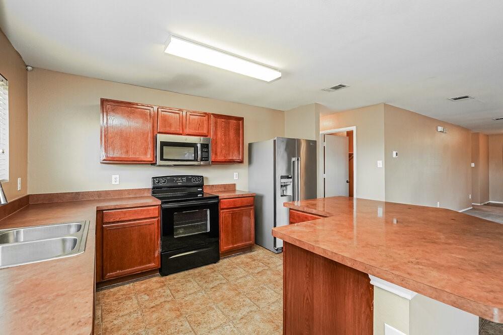 Address Unavailable Property Photo 8