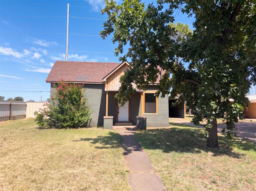 606 N Cedar Street Property Photo 17