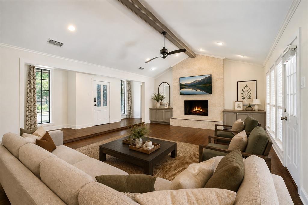 10115 Laingtree Drive Property Photo 1