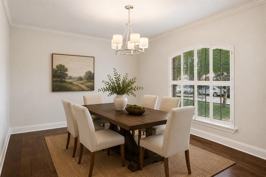 10115 Laingtree Drive Property Photo 6