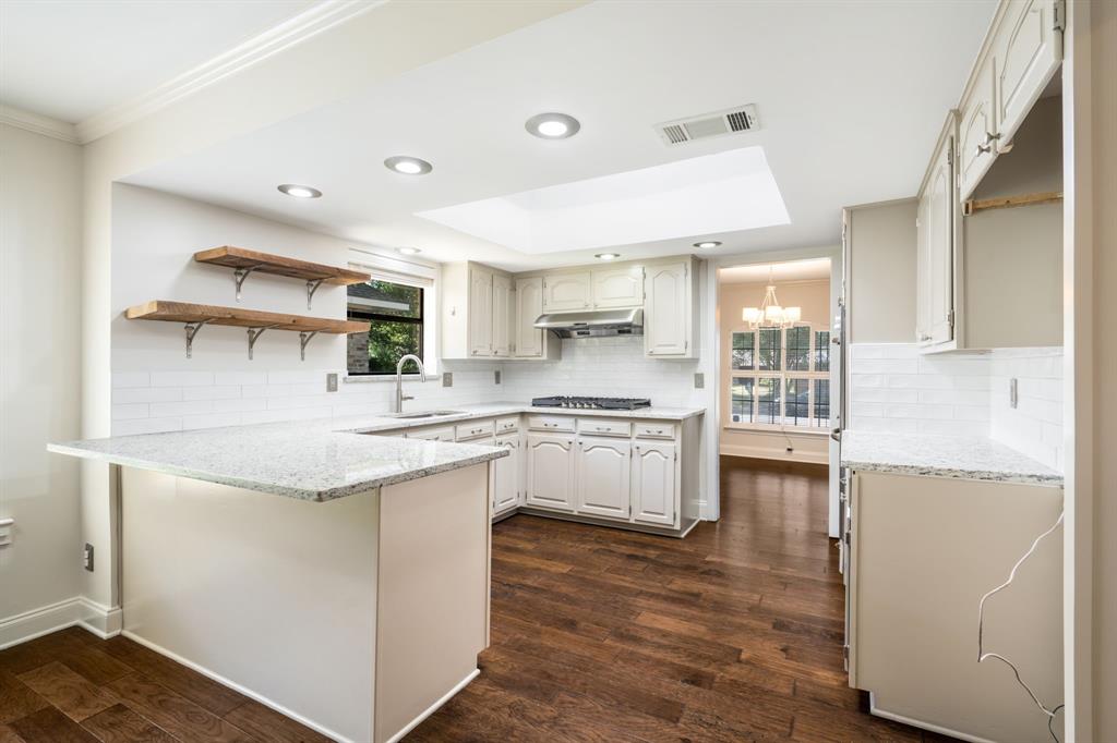 10115 Laingtree Drive Property Photo 10
