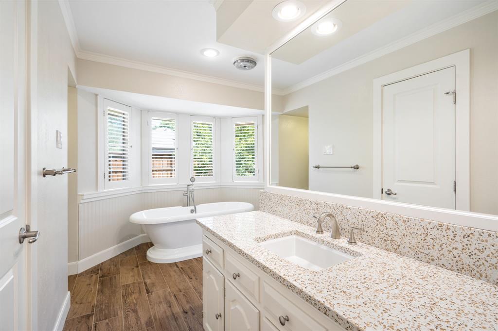 10115 Laingtree Drive Property Photo 15