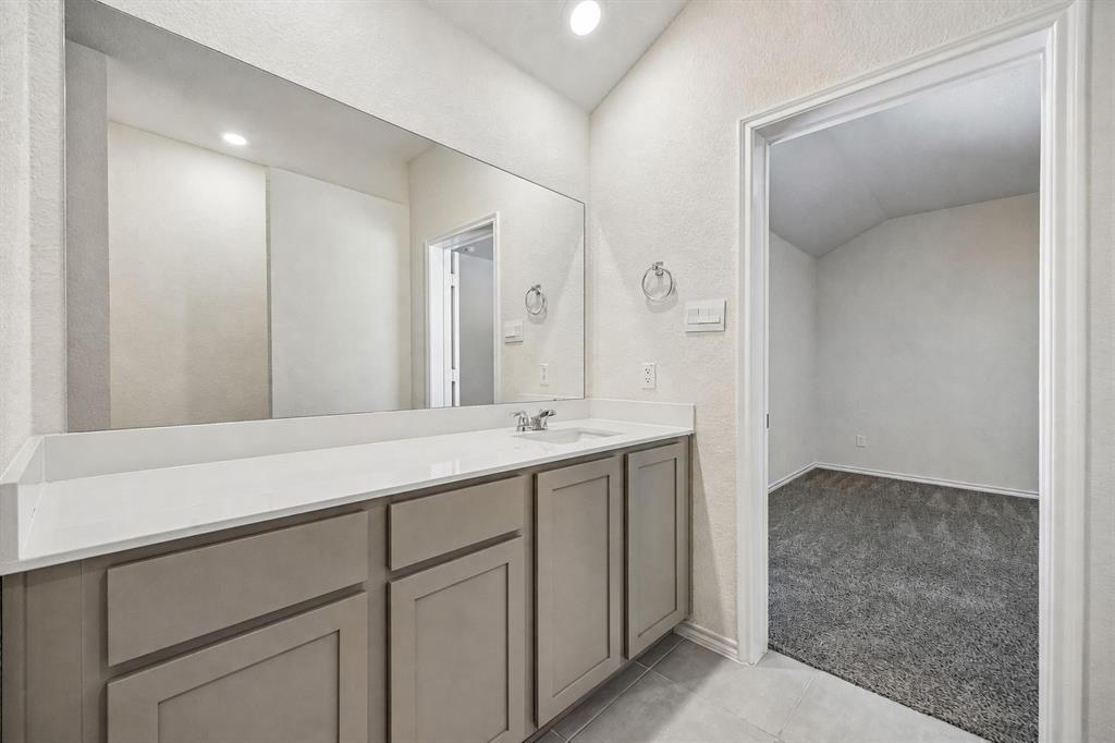 1140 Norias Drive Property Photo 18