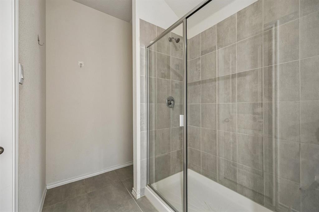 1140 Norias Drive Property Photo 19