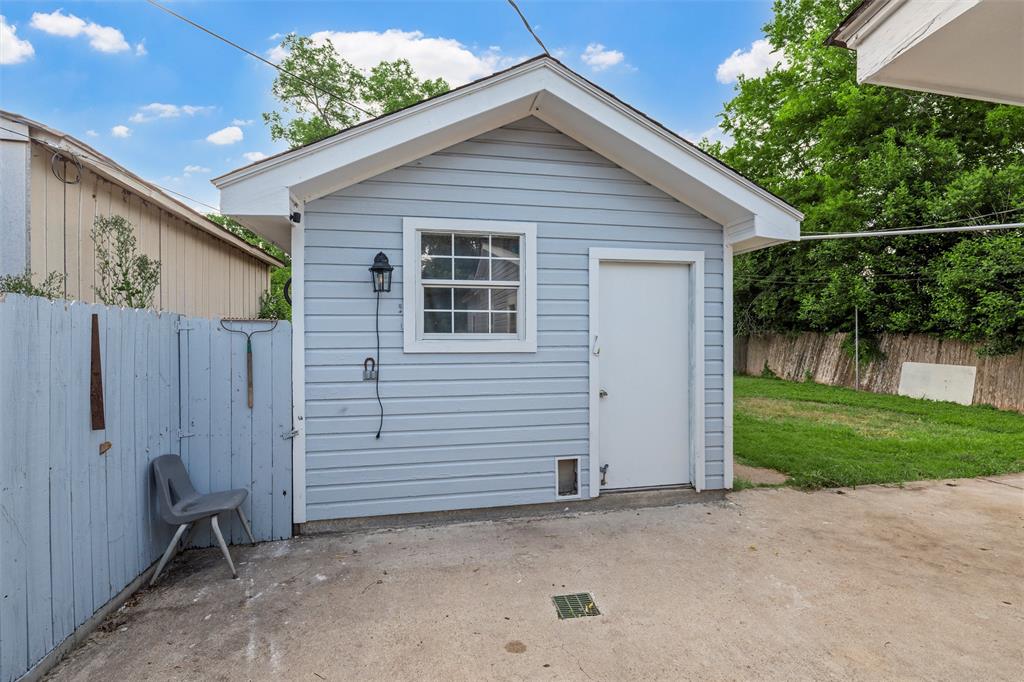 1211 S 17th Street Property Photo 6