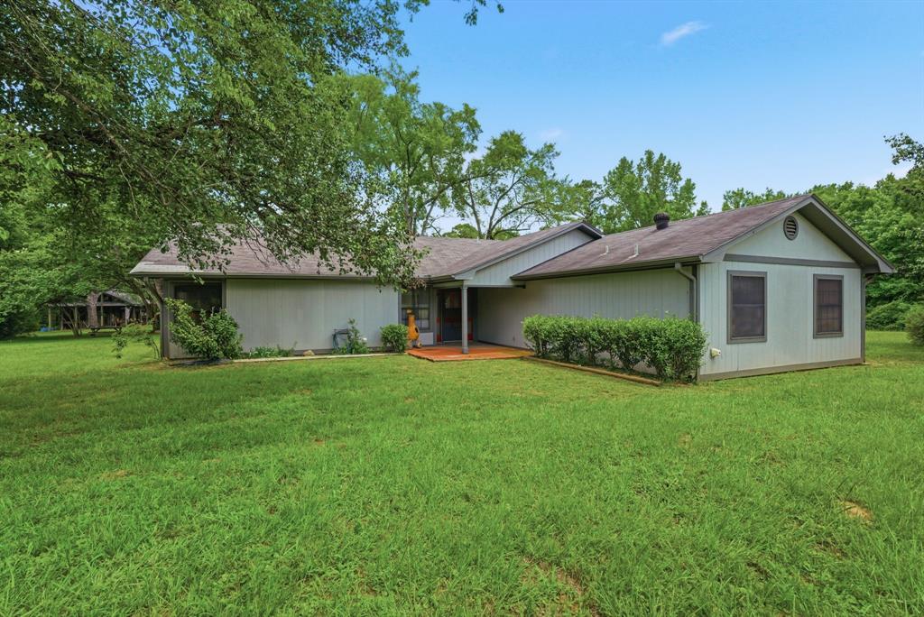 6146 County Road 334 Property Photo 1