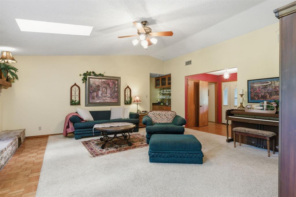 6146 County Road 334 Property Photo 8