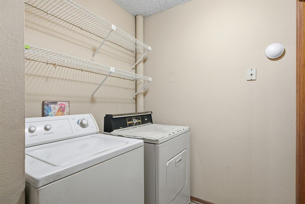 6146 County Road 334 Property Photo 28